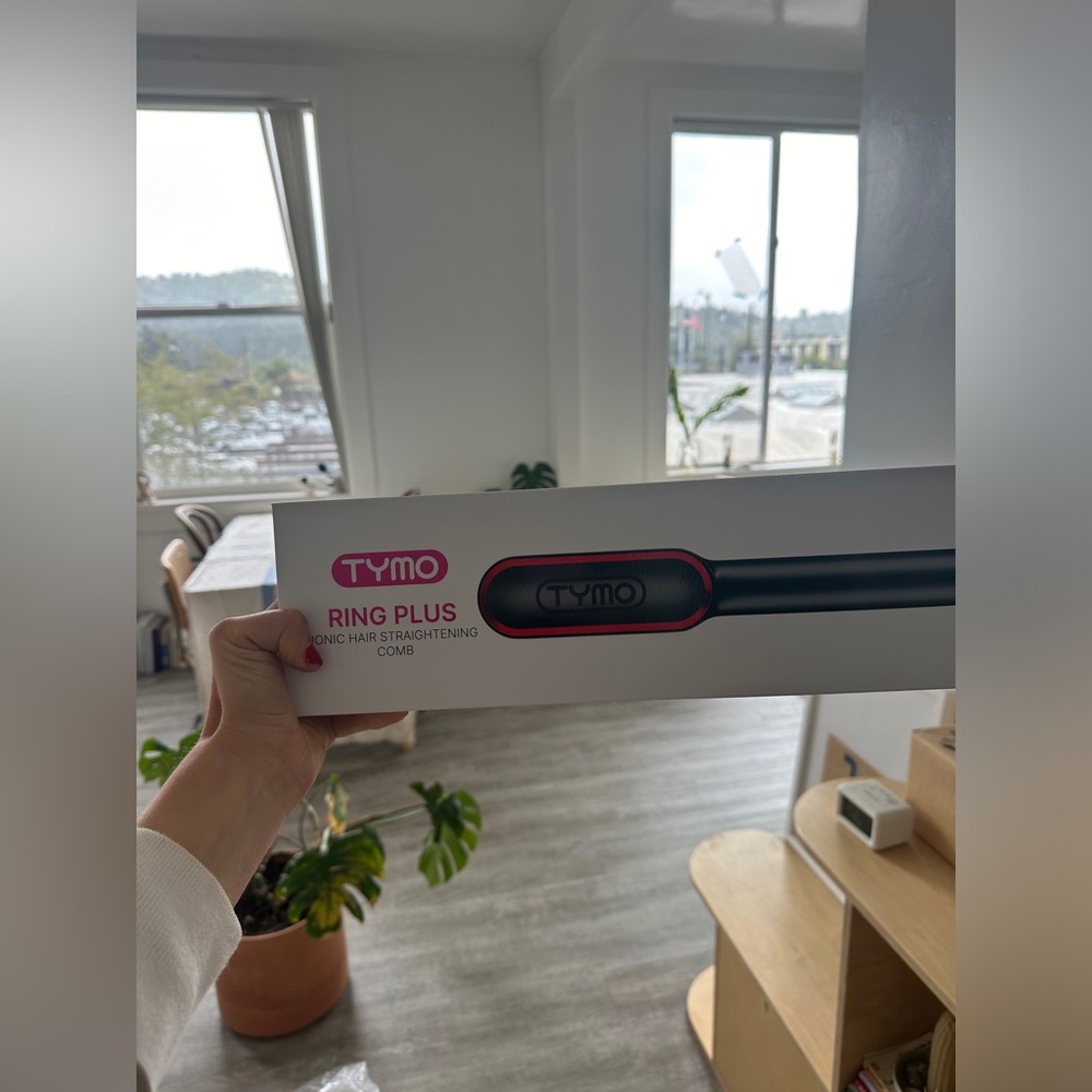 TYMO  straightening comb